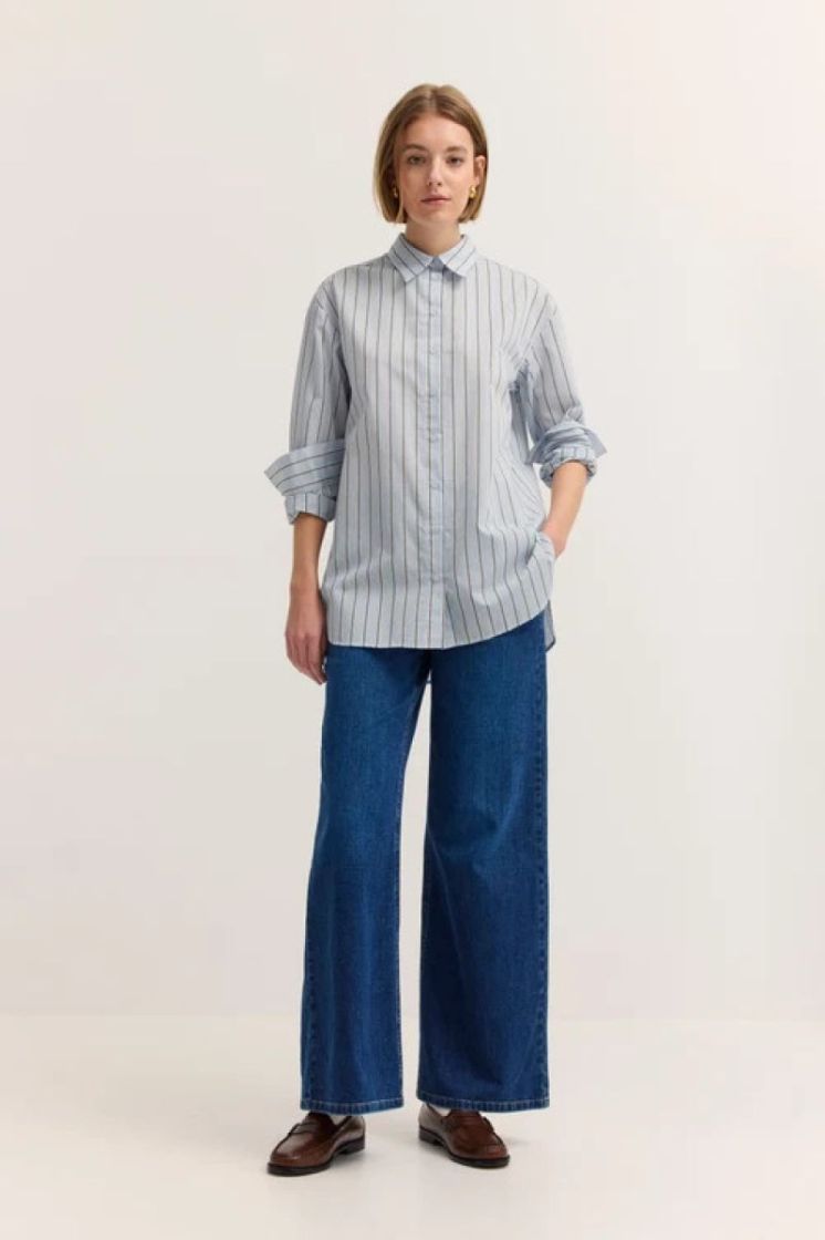 W3769 blauw 320